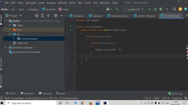 Pyramid pattern print in intellij IDEA .