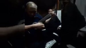 Песня под гитару для друзей