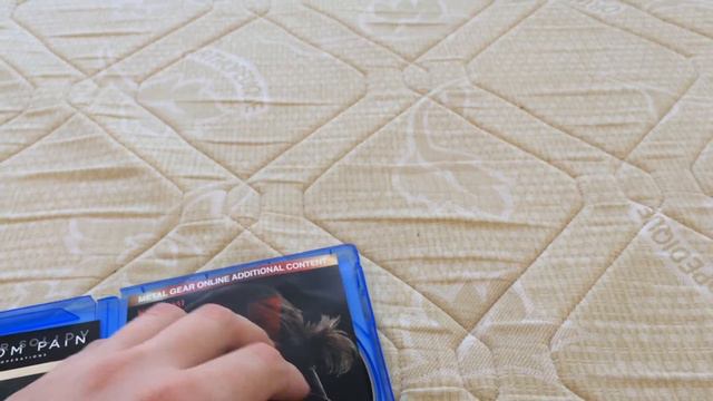 Однорукий Анбоксинг: Metal Gear Solid V: The Phantom Pain - Day One Edition смотреть онлайн