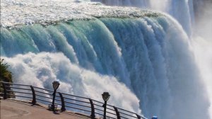Ниагарский водопад на границе США и Канада