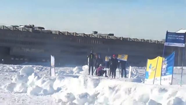 Стокгольм зима река лед.