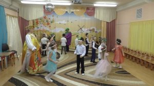 "СНОВА ОСЕНЬ К НАМ ПРИШЛА" сл. и муз. М.Басовой