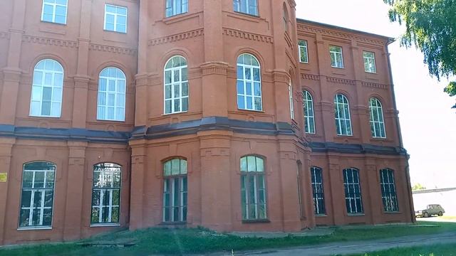 Здание первого в России железнодорожного училища. ул. Привокзальная, 23. смотреть онлайн