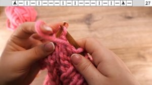 Шапка из толстой пряжи спицами ? Hat with thick yarn knitting pattern