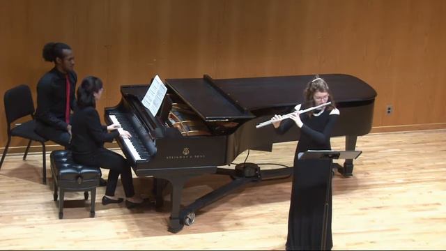 Francois Devienne -- Concerto No. 7 in E minor -- Mvmt II -- Audrey Aspen смотреть онлайн