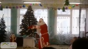 Зажигательный танец Деда Мороза на утреннике . Современный Дед Мороз.