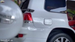 Most Realistic Toyota Land Cruiser LC200 1:18 Scale (you will ever see)