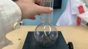 Взаимодействие меди и азотной кислоты