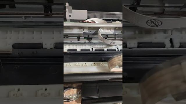 принтер L132 мнет бумагу смотреть онлайн