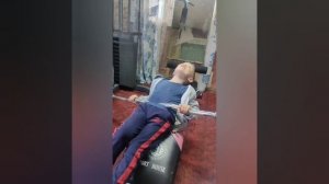 Малыш решил по заниматься