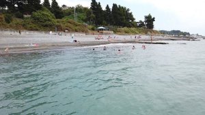 Курорты Сочи. Головинка в Августе. Отдых на пляже.