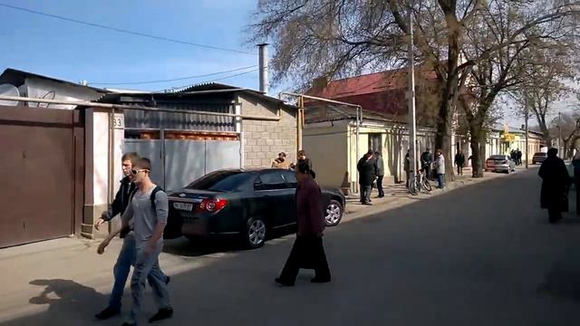 Очередь за паспортом РФ в Крыму 2014г смотреть онлайн