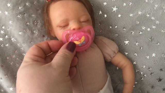 КАК САМОМУ СДЕЛАТЬ КУКЛУ РЕБОРН ? РОЖДЕНИЕ НОВОЙ Куклы РЕБОРН ДЮЙМОВОЧКИ . смотреть онлайн