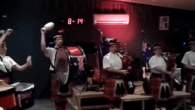 Lithgow highland pipe band смотреть онлайн