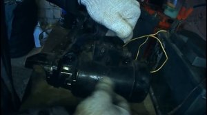 Как проверить стартер с помощью аккумулятора?