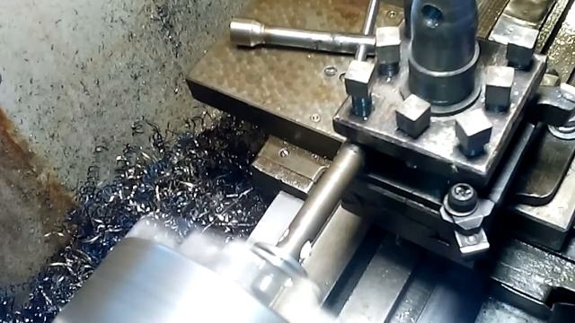 Расточка кулачков эльборовым резцом
