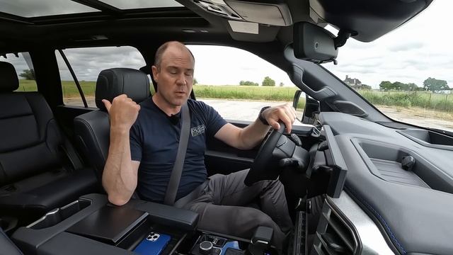 Toyota Sequoia Platinum - Find Something To Conquer - Test Drive | Everyday Driver смотреть онлайн