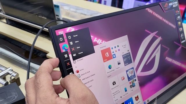 ASUS ROG STRIX XG17 PORTABLE EXTERNAL MONITOR | XG17AHP смотреть онлайн