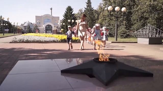 Видеовизитка ЛАУРЕАТА IX Всероссийского конкурса "Воспитатель года России"  КУЧМИНОЙ ИРИНЫ СЕРГЕЕВН