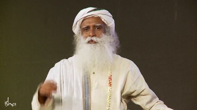 Верить в себя — безумие! Садхгуру смотреть онлайн