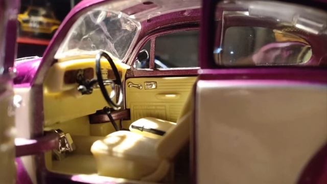Diecast Welly Volkswagen Beetle 1:24 Scale смотреть онлайн