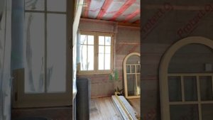 Красивые деревянные евроокна и двери с декоративной раскладкой по верх стеклопакета