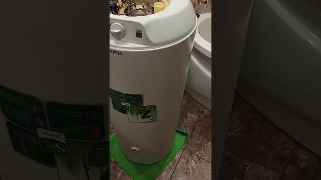 Ремонт 100 литрового водонагревателя Haier, замена ТЭН, очистка внутренней полости бака от отложени смотреть онлайн