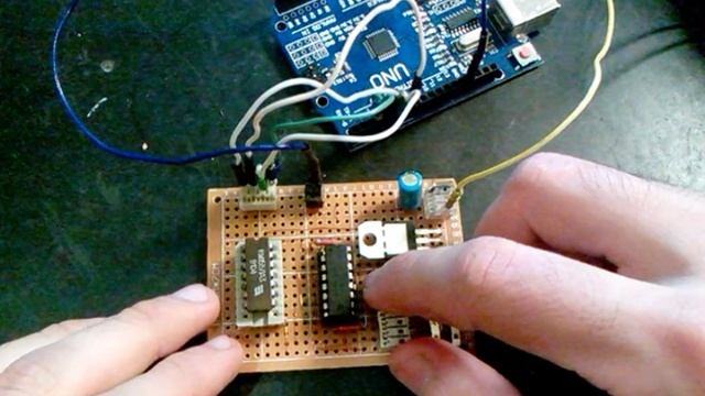 Плата управления моторами. Shield motor L293D. смотреть онлайн