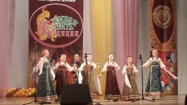 Образцовый хор народной песни "Млада". "В огороде мята", "Как во поле при дороге". смотреть онлайн