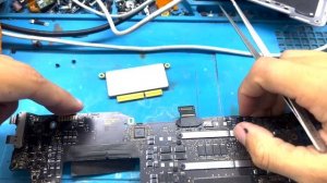 MacBook Pro 2017 não reconhece o SSD | Defeito da pasta com interrogação