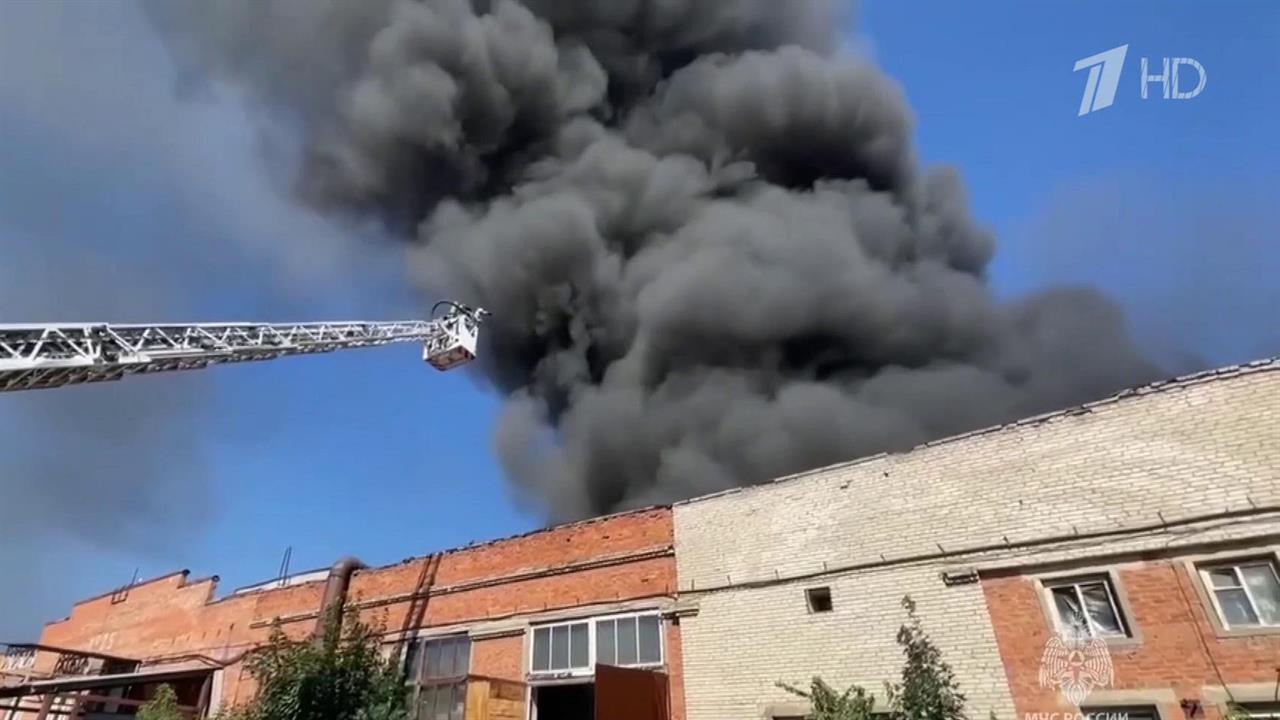 Пожар в подмосковных Химках локализован на площади в три тысячи квадратных метров