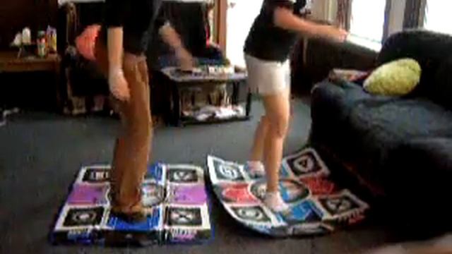 Танцевальный коврик Dance X-tream для TV и PC.mp4 смотреть онлайн