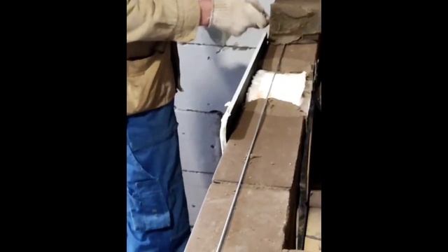 ПЕЧЬ-КАМИН, из темного кирпича. Порядовка.
