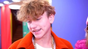 Бедная VS Богатая VS Гига Богатая Студентка! Кого Выберет Краш Колледжа?