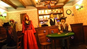 В ТОРГОВОМ ЦЕНТРЕ " АРМАДА"  города Оренбурга есть огромная  площадка для игр и развлечений !