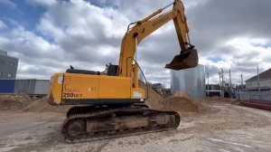 Демонстрация работы гусеничного экскаватора HYUNDAI 250LS-7 @mister.mechanic ООО "АСС" город Москва