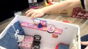 КАК СДЕЛАТЬ КУКОЛЬНЫЙ ДОМИК ИЗ ОБЫЧНОЙ КОРОБКИ ч.1