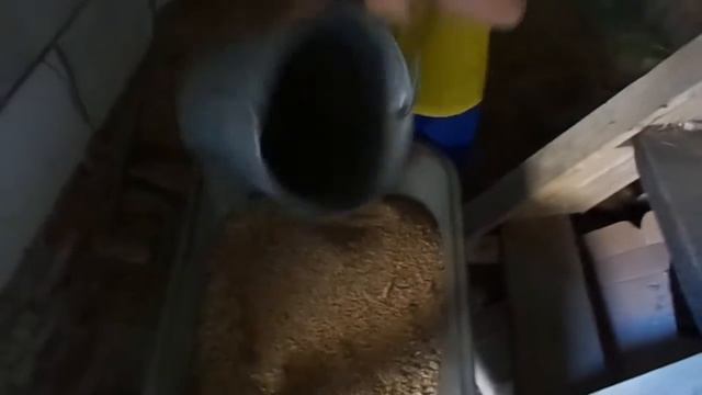 Т-25(трактор відпочиває)Ідем по зерно) смотреть онлайн