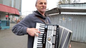 Кришнаиты на рынке