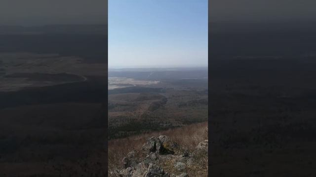 Сахалин Эндуро вид на завод СПГ в пригородном