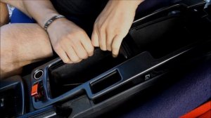 Volvo C30, Facelift Interior (2008+) Center Console Trim Removal
