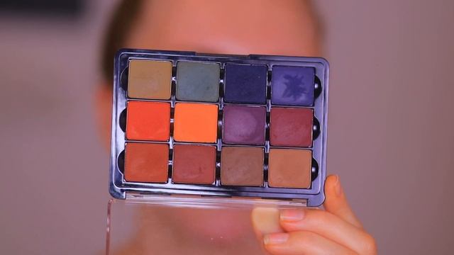 Как подобрать цвета для макияжа глаз. Цветовая схема с приложением Color Wheel. смотреть онлайн