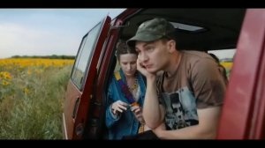 Н. Расторгуев и С. Бурунов " А река течет" . песня из к/ф Родные