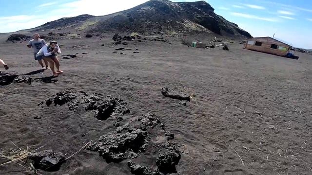 Камчатка. Толбачик.Часть 3: Северный прорыв, суслики, дорога обратно. смотреть онлайн