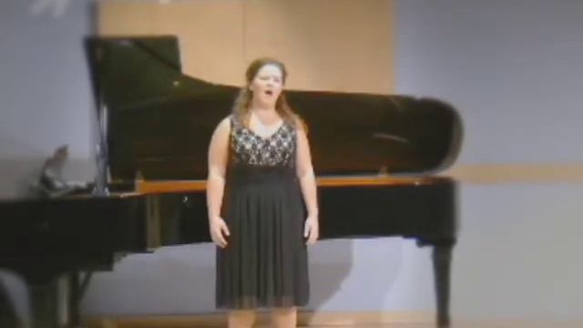 Raissa Johnson singing "Ah! non credea... Ah! non giunge" by V. Bellini from La Sonnambula смотреть онлайн