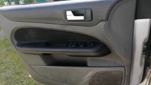 Замена штатных динамиков в Ford Focus 2 на Dl audio raven 165