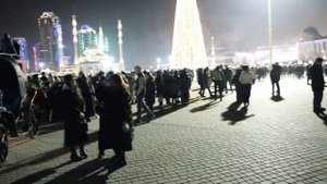 НОВЫЙ ГОД 2022 В ЧЕЧЕНСКОЙ РЕСПУБЛИКЕ. г. ГРОЗНЫЙ, АРГУН. НОВОГОДНИЙ САЛЮТ В ГРОЗНОМ.