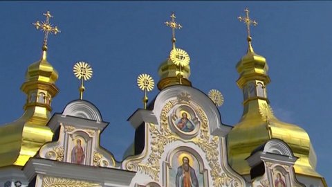 Служба внешней разведки вскрыла план киевского режима о передаче православных реликвий Западу