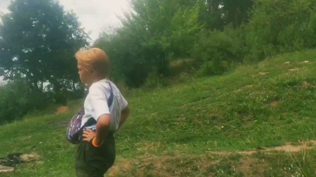 Поход на пляж у Важниного ключа г.Ижевск. Новый имидж Ксюши. Утки у берега.