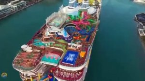 Самый большой в мире круизный лайнер Icon of the Seas